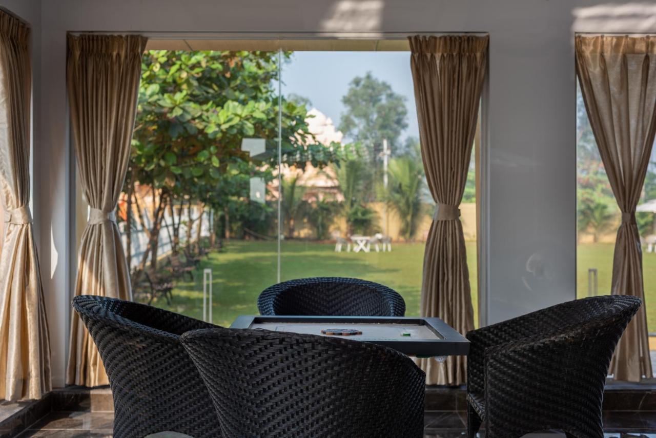 Paramount Riverfront Resort & Spa, Karjat Extérieur photo
