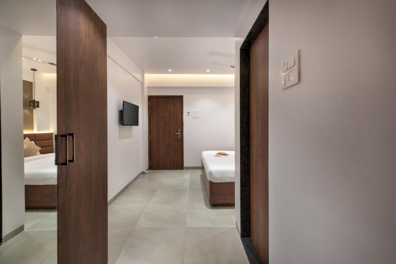 Paramount Riverfront Resort & Spa, Karjat Extérieur photo