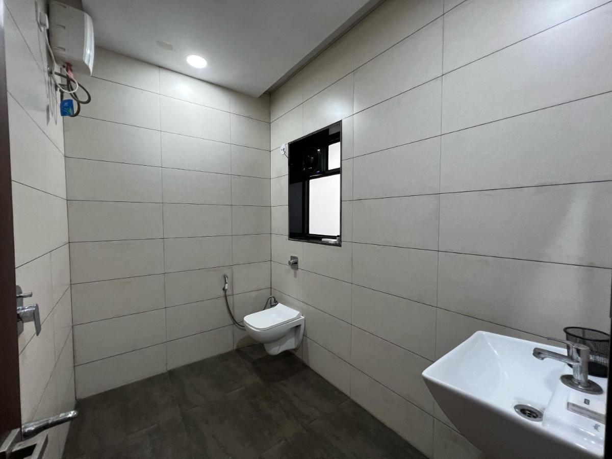 Paramount Riverfront Resort & Spa, Karjat Extérieur photo